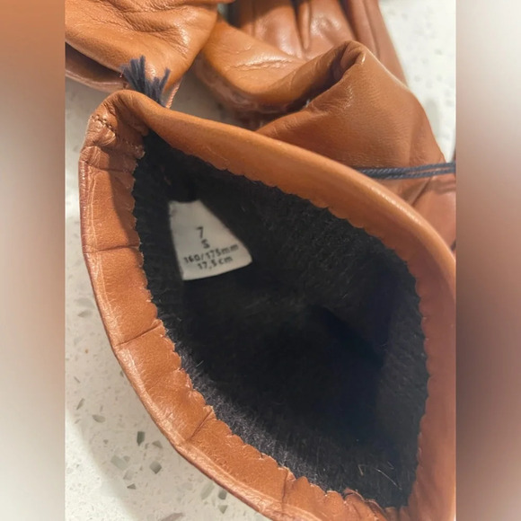 Bottega Venetia Womans Authentic Leather Gloves Carmel Croc Embossed Size 7 NWT - Picture 8 of 8